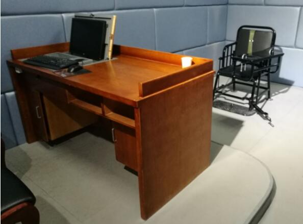 ZAS-SXZ-14型木质审讯桌